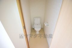 ウォシュレット付きトイレ