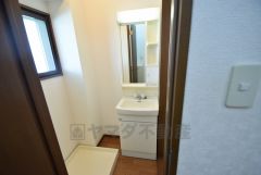 縦型洗面化粧台