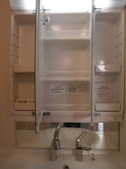 縦型洗面化粧台