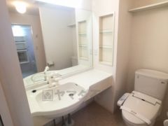 縦型洗面化粧台